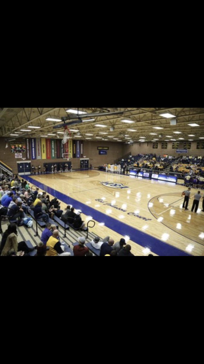 big5bucketz's tweet photo. More than blessed to be continuing my athletic and academic career at Emory and Henry. Thank you to everyone who has supported me along the way. My family, friends, teammates, and coaches have been a huge part in my journey and I cannot thank u all enough 🐝🏀 💙💛 https://t.co/xEs9eotoLW