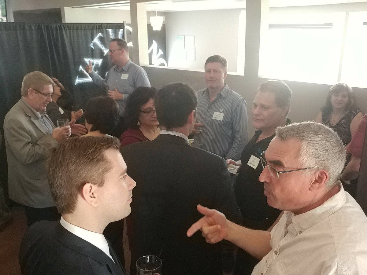 yourYEGBA's tweet image. Pics from tonight's #EBAmixer - food, drinks and business. Thanks members and guests for coming! 

#yegbiz #smallbiz