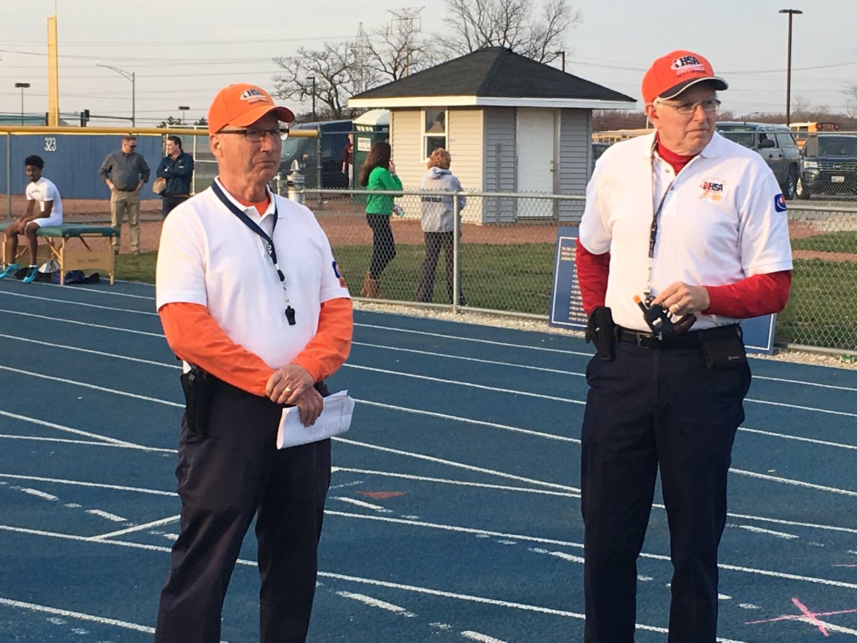 ran42k's tweet image. We got the best starting crew in the State at the Pete Struck Eagle Classic at Sandburg tonight!