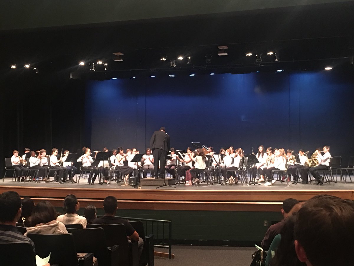 Ashburton’s 1st year band brought down the house at WJ tonight. I particularly loved the French Horn!  🎼 <a href="/TQStarPTA/">AshburtonPTA</a>
