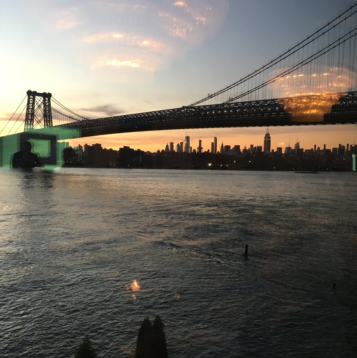 DeanMikeSimons's tweet photo. And a wonderful @StJohnsLaw turnout in Brooklyn tonight for the @BreadandLife annual dinner #mission #BridgetoJustice #clinic #immigration #Bellacosa #Brennan #Clarke #legends https://t.co/6UkeMlCAB7