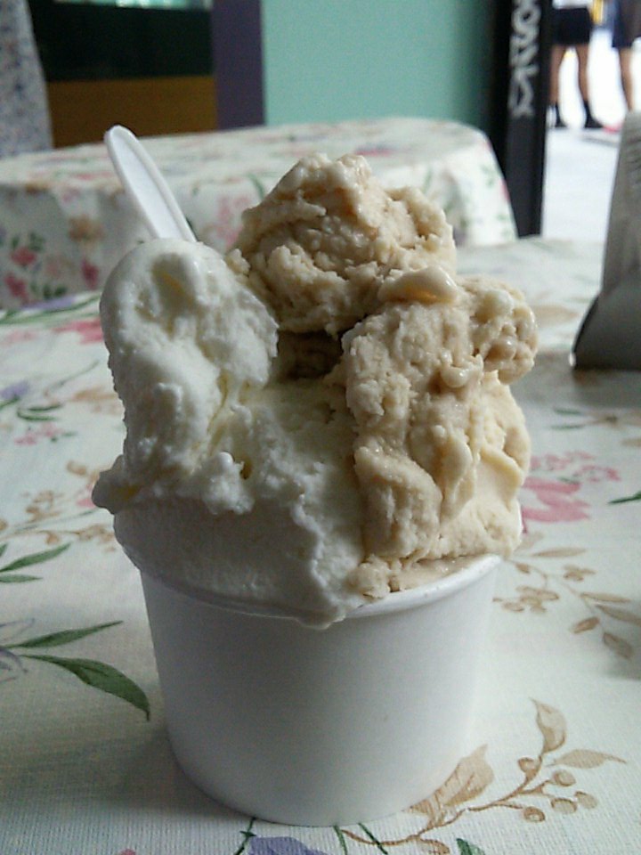 Han vuelto. 

No se lo pierdan 

Calle Independencia #31, col. Centro, a lado del Barrio Chino

Tienen que incluirlo en la #rutadelhelado