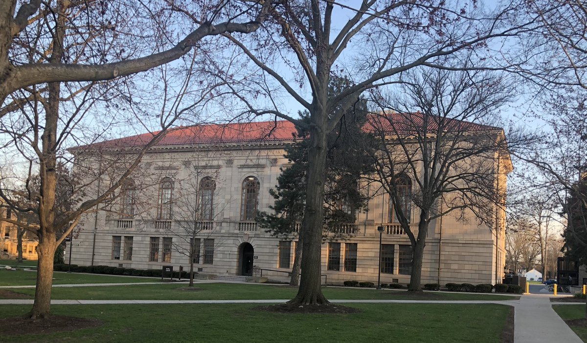 BGRelived's tweet image. The McFall Center which currently houses the Office of the President of the University was the University's library from 1927 to 1967. At the time of its creation, the library was built to serve 800 students. The budget for the original building was $275,000. #bgsu #tbt