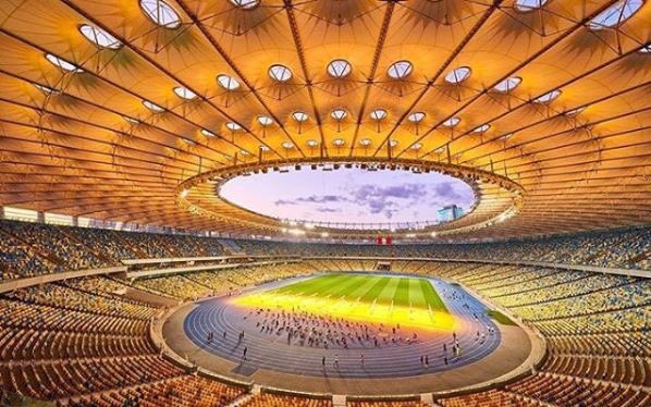 zjoo_b9's tweet photo. #كييف النهائي الأكبر في كرة القدم للأندية اَي الفرق ترشح للنهائي https://t.co/QzRDo5wxwt