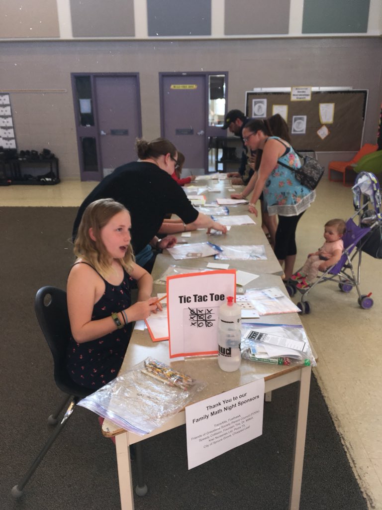 PattyNicholls's tweet photo. Family Math Night at #GreystoneSchool #PSD70 Win a Chromebook Thanks to our sponsors #TransAlta #SpeedyCollision #FountainTire #KiwiNurseries #Pizza73 #SpruceGrove #ChoppedLeaf https://t.co/WoEfVKYvdl