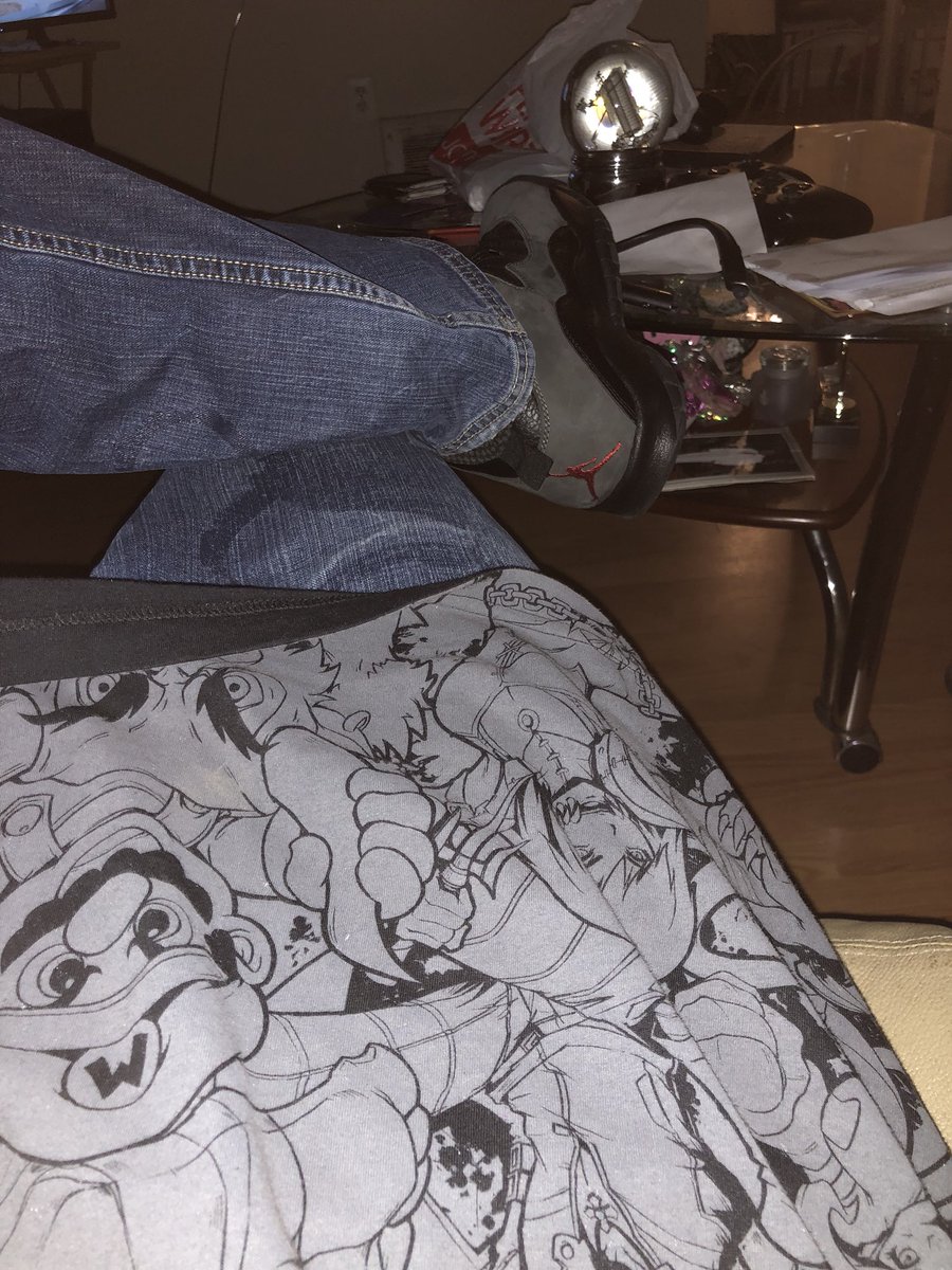 LTrain_313's tweet photo. These #Shadow10s hit with the combo breaker shirt @TheHadou @MarkMan23 https://t.co/skIT6nfdAi