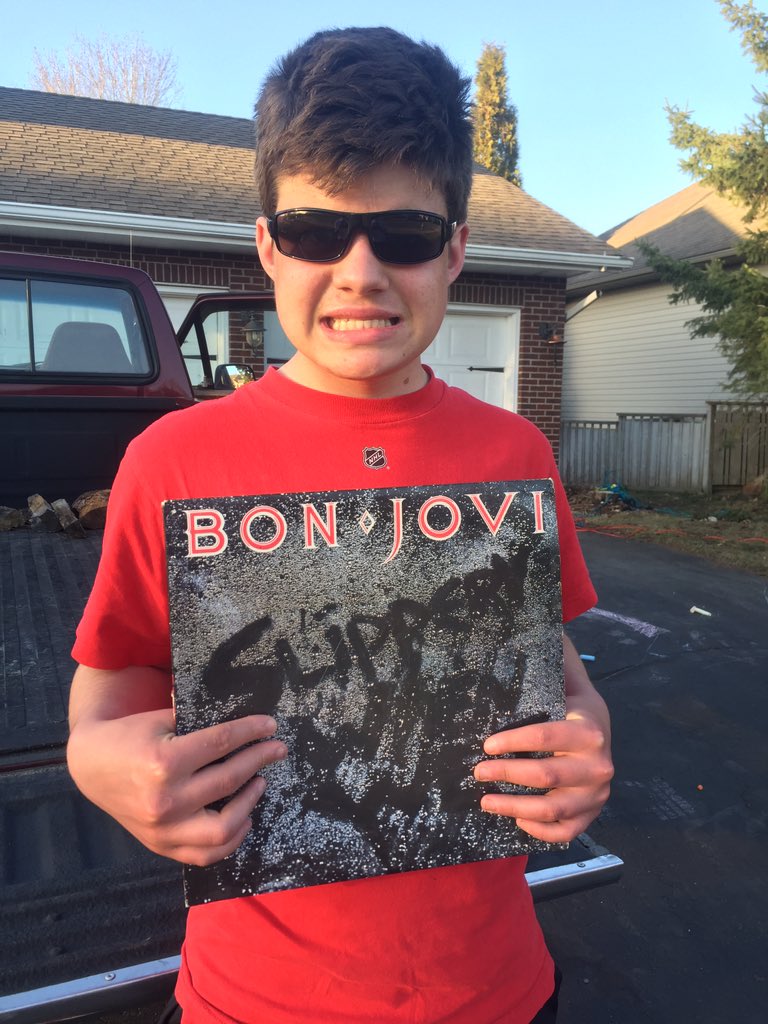 dartistformen's tweet photo. Hey there @BonJovi , my little brother and I are attending Saturday's show. He's a huge fan and your songs helps calm his autism. I'm reaching out to see if Mr. Jovi could sign his slippery when wet record! It'd be an awesome memory. Thanks for reading guys👍🏻 @XcelEnergyCtr https://t.co/ppApjFUjPA