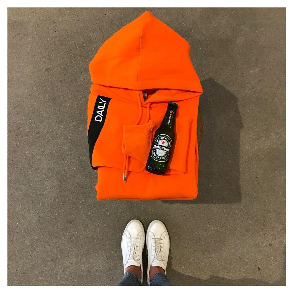 Koningsdag? Wij zijn gewoon open. Van 12.00 tot 17.00 uur. #barettajeans