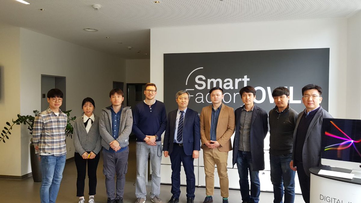 SmartFactoryOWL's tweet photo. We need to see both @hannover_messe and #SmartFactoryOWL. Our partners of #SmartFactoryWeb from Korea took the chance to visit us in @lemgo. Take the chance and to take a look at the project: Hall 8 C24. #IIC #Testbed #HM18 @FraunhoferLemgo https://t.co/LfQN4Clf2n