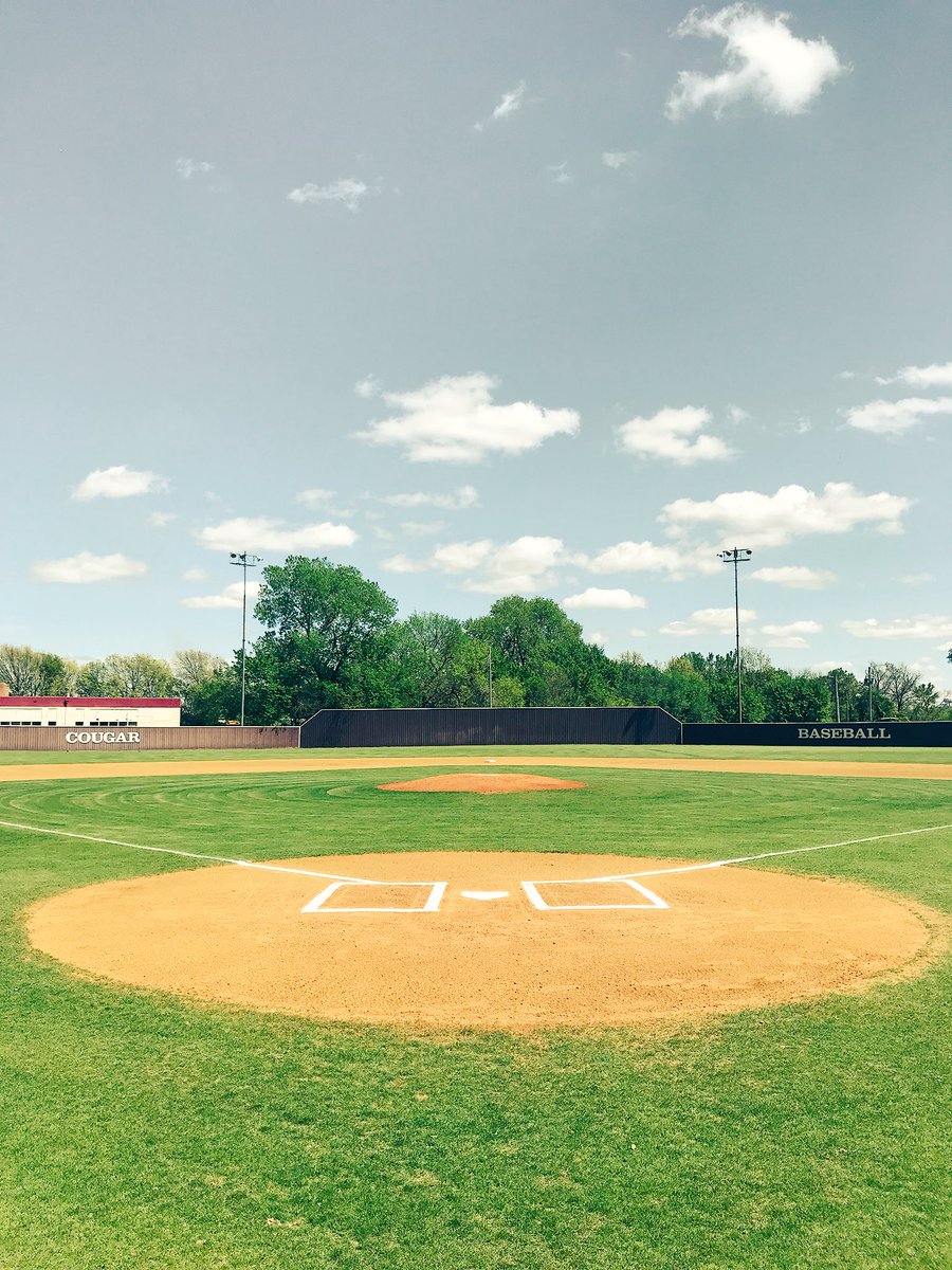 adacougarbsb's tweet photo. After a long day of field work we are less than an hour away. Let’s get it. https://t.co/XBSXgjcFFV