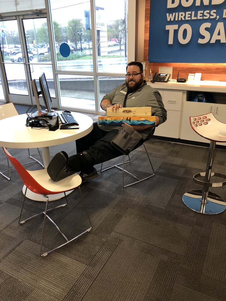 AlexIP934q's tweet photo. Justin with a 2x4 by himself in Asheville!!! Bad wheel and all, still doesn’t stop this guy! #badWheel #PostIngIsOurThing #TMT #RaiseUp #Mightiest @MightyAsheville @sme29710 @MidAtlantic1860 @404girl https://t.co/e4u0Q24MzK