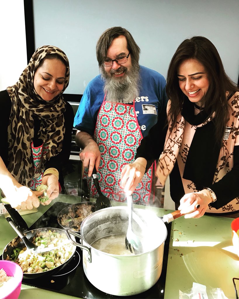 Cr3ativeWellnes's tweet photo. Creative cookery fun workshop making pasta dishes.Experimenting with new combinations and trying out new ingredients.#cookeryworkshops #barkinganddagenham #healthyeating #pastadishes #barkingriverside @barkingriver @lbbdcouncil https://t.co/sdipQS72SI