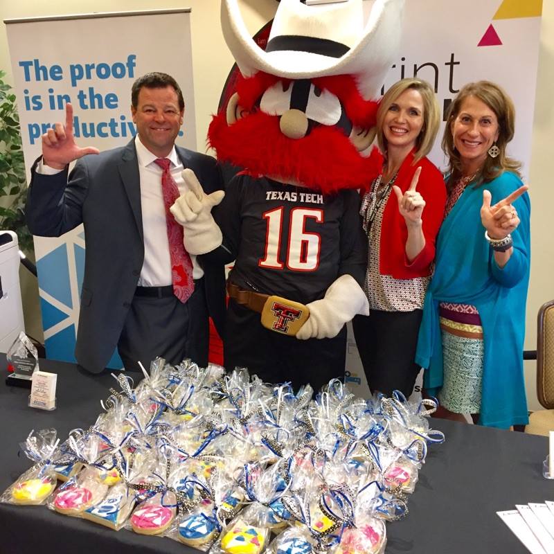 TexasEconDev's tweet photo. Are you a small business in the #Lubbock area? Interested in building strategic partnerships with government agencies and other business representatives? Learn more about the 2018 Texas Tech University Small Business Expo here: https://t.co/XELgqxwYP4 #May1 #FreeEvent #TTUSBE18 https://t.co/dGa5wJYXMk
