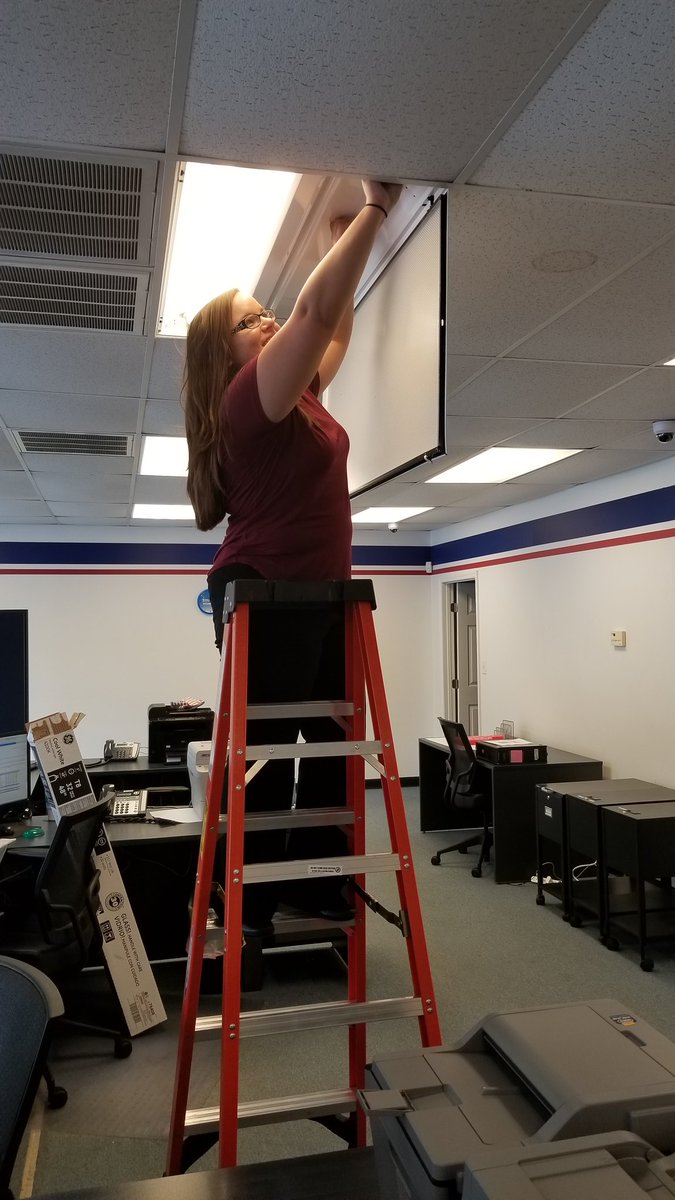 D1since2012's tweet photo. My CSR does her own stunts! 
#theLadiesofBluffton #goCharity #wedontneednoman #thatD38life #tmxcompanies #TMXFamily 
@frankeller0914 @NathanAndersen9 https://t.co/HcFO1XCQJV