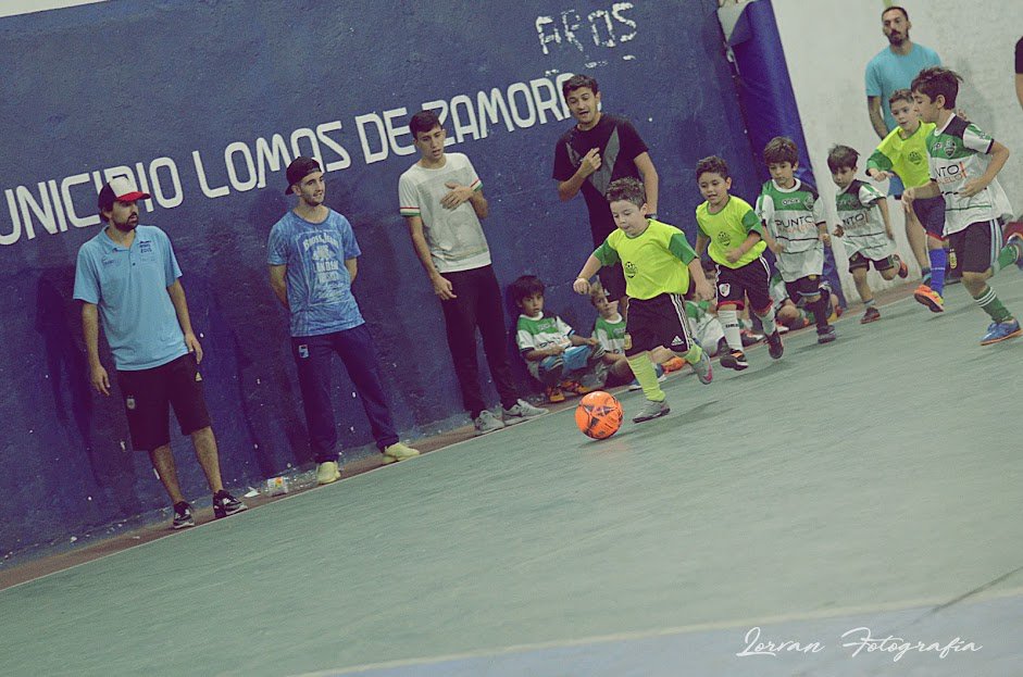 emasantoro's tweet photo. Partido de Enanos: Lituania vs Cludias 
#FSBase #Formación ⚽💚 https://t.co/CrmWT0CEQ7