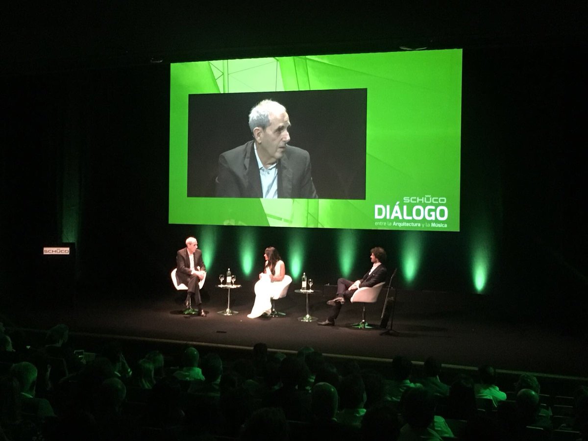 zertior_'s tweet photo. Dialogando, creando, interpretando, tocando... #DialogoSchueco https://t.co/FqdbWOUck5