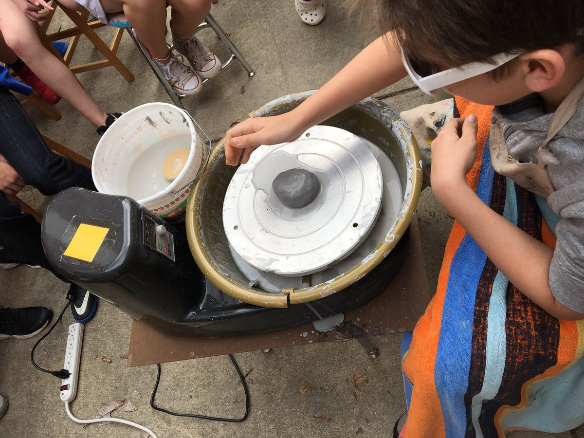 apeay's tweet photo. @HollyRidgeMS Pottety &amp; Sculpture students gave the wheel a try today! #notaseasyasitlooks #prettydayforpottery #whyarts #ConqueringtheRidge https://t.co/7fKt3IBlm6