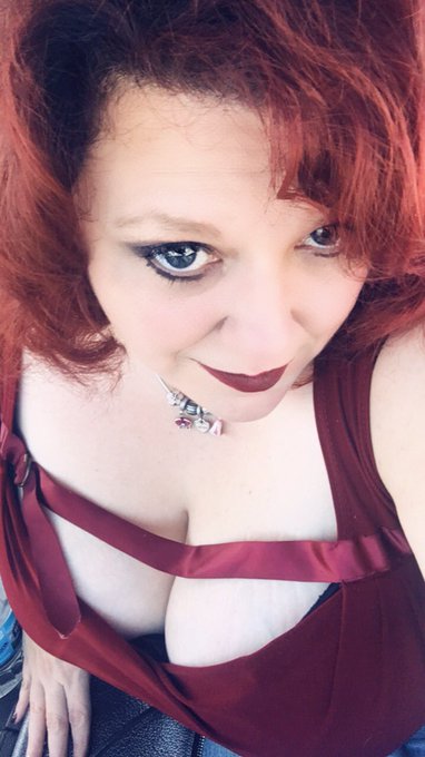 Had a wonderful Birthday party for Dick. Thank you to all our sexy friends that came out to play 😘 https://t<a href="/tag/tittytuesday"class="tags"><span>#tittytuesday</span></a><a href="/tag/truckerflashing"class="tags"><span>#truckerflashing</span></a>