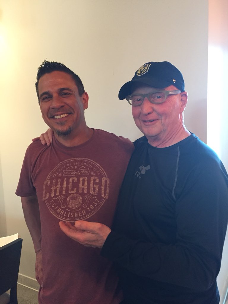 TBMgolf's tweet photo. Just had a delicious lunch @KitchentableSQ ✔️and look who I was lucky enough to have my picture taken with✔️ my friend & favorite Chef #ChefJavier https://t.co/qYHdfGsOkQ