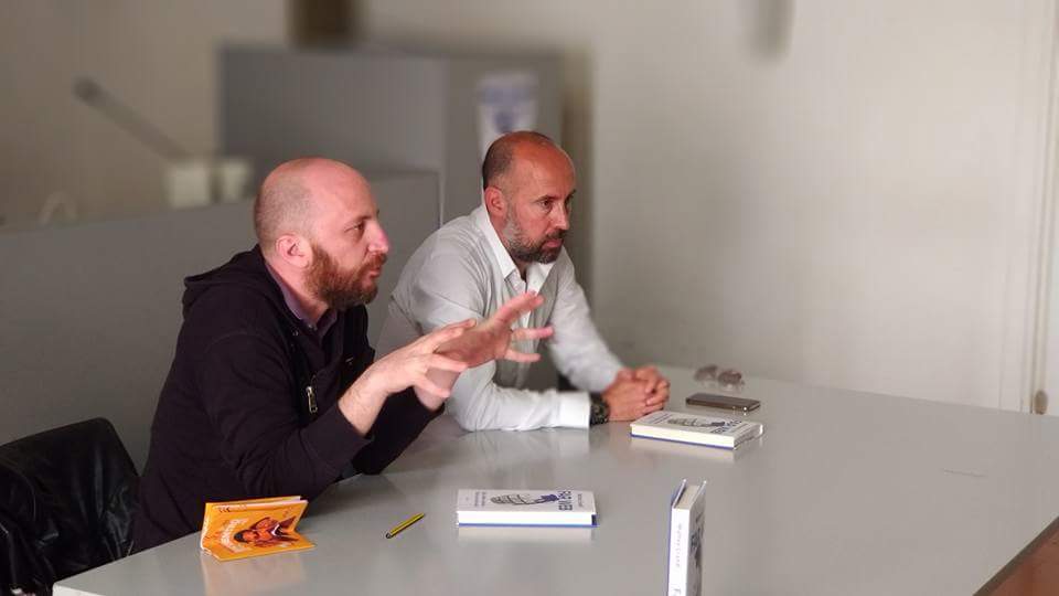 PaolaGigante62's tweet image. Oggi alla nostra #CasadelleDonne di #Terni @matteograndi e il suo libro #FarWeb il lato oscuro dei social @TerniDonne @CarMa_77 @alescarlet