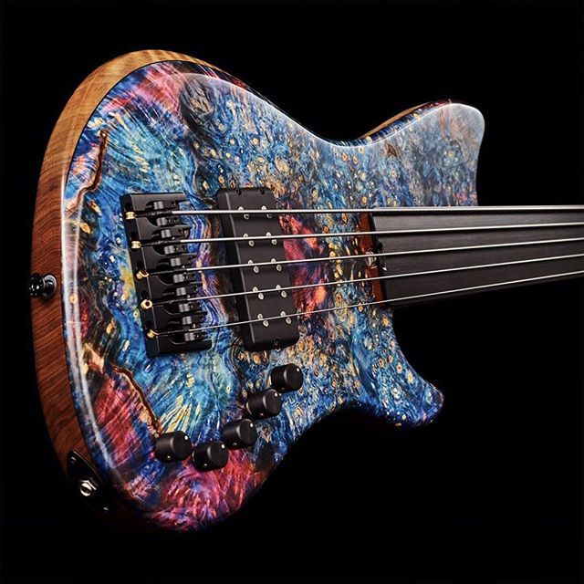 bassplayerbassists.com
#bassporn #bassguitar #bass