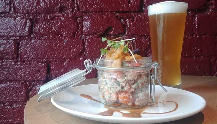 restomania_ca's tweet photo. #Tartarefest jusqu'au 29 avril 2018
Avez-vous essayé le Tartare du Restaurant Le Terminal ?

Tartare de Saumon à l’avocat
+ Une consommation alcoolisée

Achat sur https://t.co/vDWboCGUfb

#montreal #mtlmoments #mtlfood #mtl #tartare #foodporn #events #mtlevents 
#yummy #friends https://t.co/0T9MuuQccZ