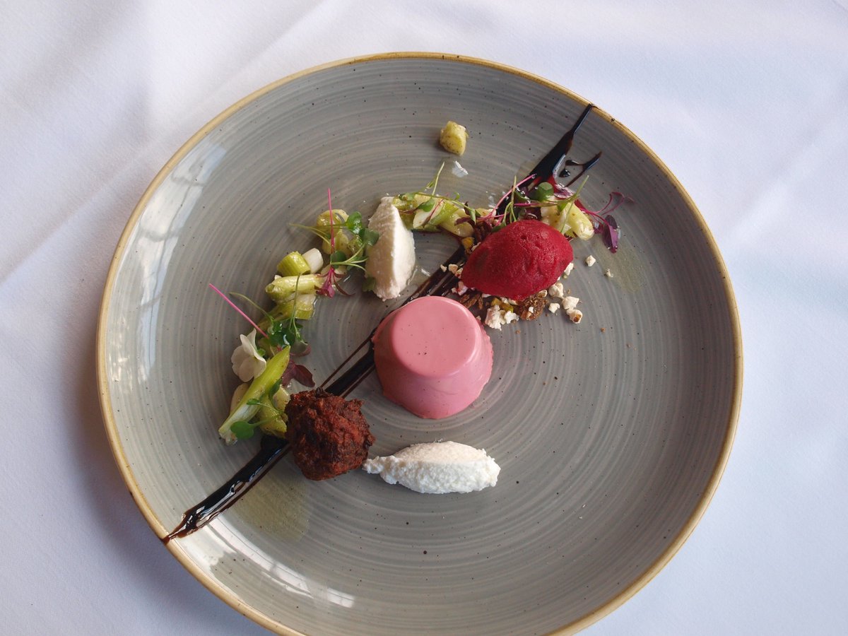Beechwood_Hotel's tweet photo. Exciting News! Our team of chefs have been busy creating a delicious new menu for us all. 
Starts this evening....looks fantastic....tastes amazing.....here's a sneak peek #foodies #localproduce #2aarosettedining https://t.co/ymTQLRd8Dd
