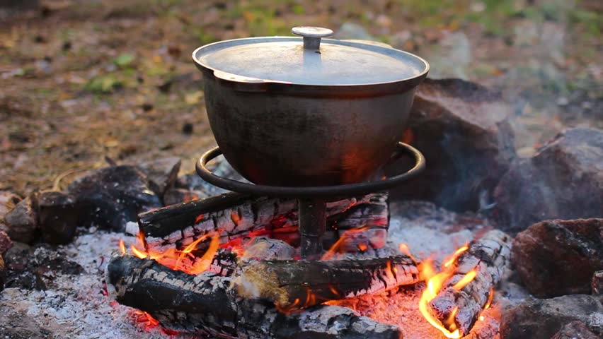 TimRalstonLive's tweet photo. "Being prepared is the best way to survive in case of an emergency." Tim Ralston #prepper #peppers #preppertalk #preppergear #preppersus #prepperperiod #prepper101 #prepperlife #preppertip #prepperskills#outdoorslife #timralston #timralstonlive https://t.co/D5hfEAnE9E