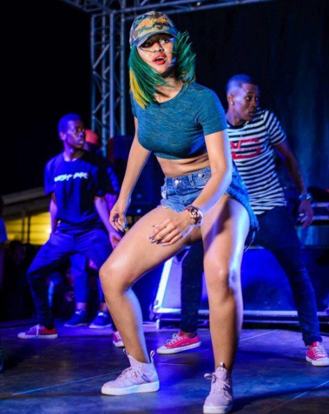 SAsAmazingCeleb's tweet photo. The Gqom Queen😍 @BABESWODUMO https://t.co/NpviyAMqWN