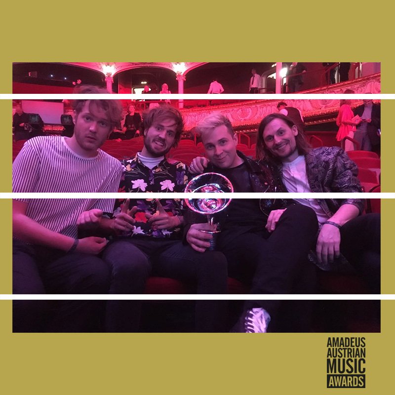 radiofm4's tweet photo. Nach der Verleihung ist vor der Party! So sehen unsere glücklichen Gewinner aus @AmadeusAwards @FDG_Austria #AMA18 #music #AwardsAwards https://t.co/pqYUJeTYTb