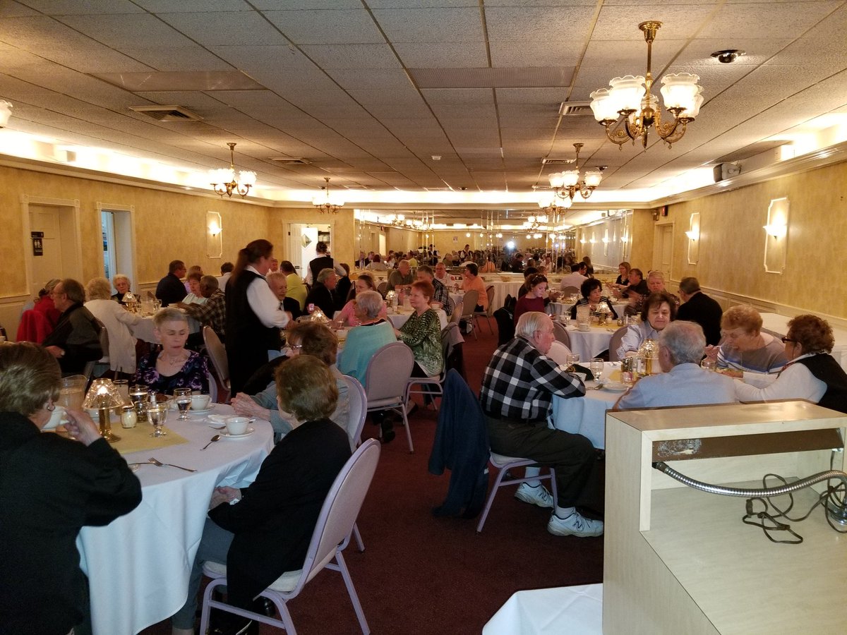 I would like to thank the residents of Clifton Heights that attended my first mayor's luncheon. A special thank you to all of the elected officials and borough employees that attended.
Respectfully, 
Joe Lombardo 
#cliftonnation