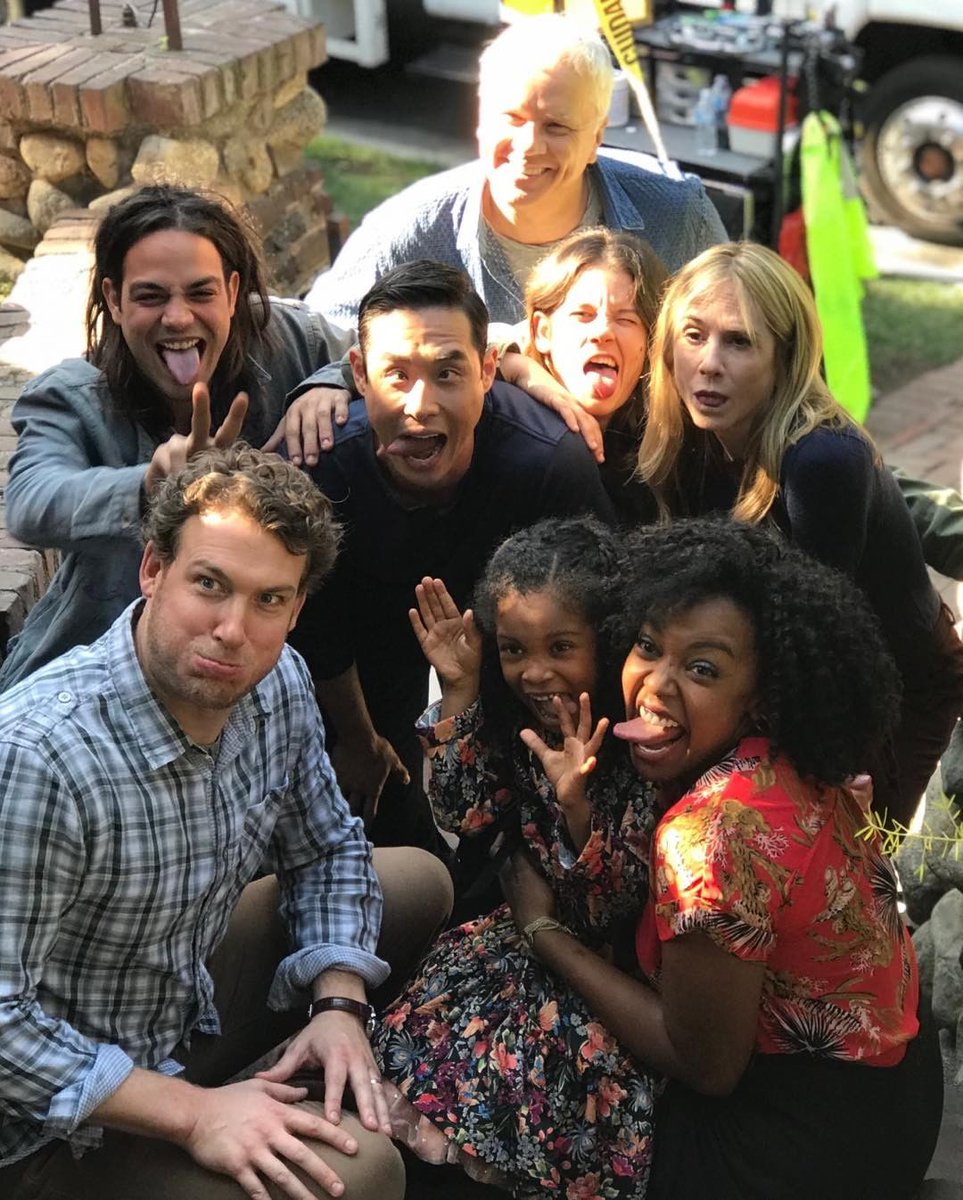 TimRobbins1's tweet image. Very proud of the beautiful work we created and thankful for the wonderful friendships made on the set of #HereAndNow.