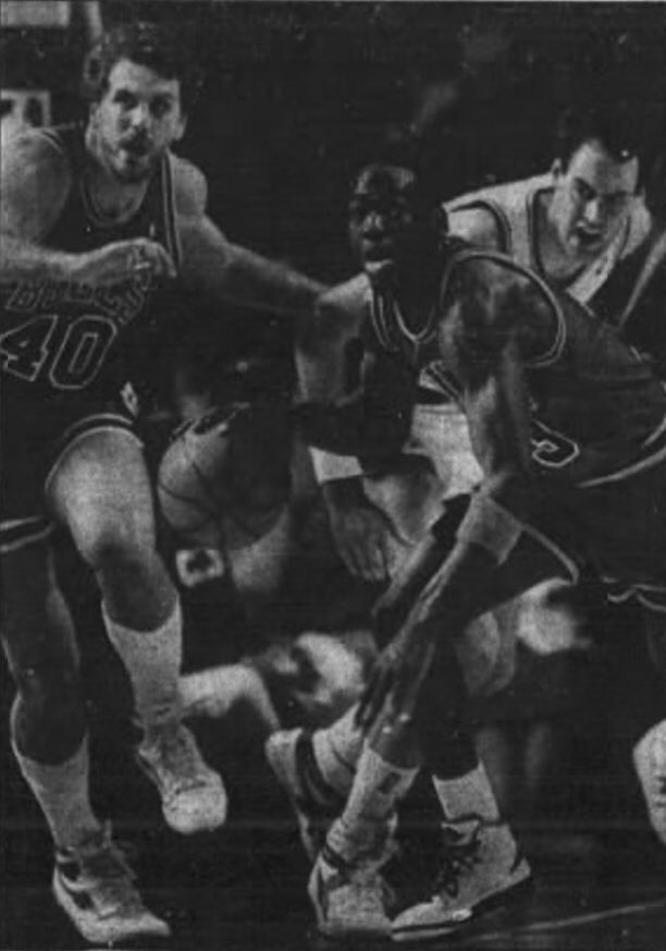 BullsHistory's tweet photo. In the race for playoff seeding, Michael Jordan scored 50 points in back to back games, including 50 in a win at Milwaukee on April 13, 1987. Jordan was now 37 points away from 3,000 points for the season, with 2 games to play. #Bulls #NBAÂ Â #NB87 https://t.co/7awMWSvKTR