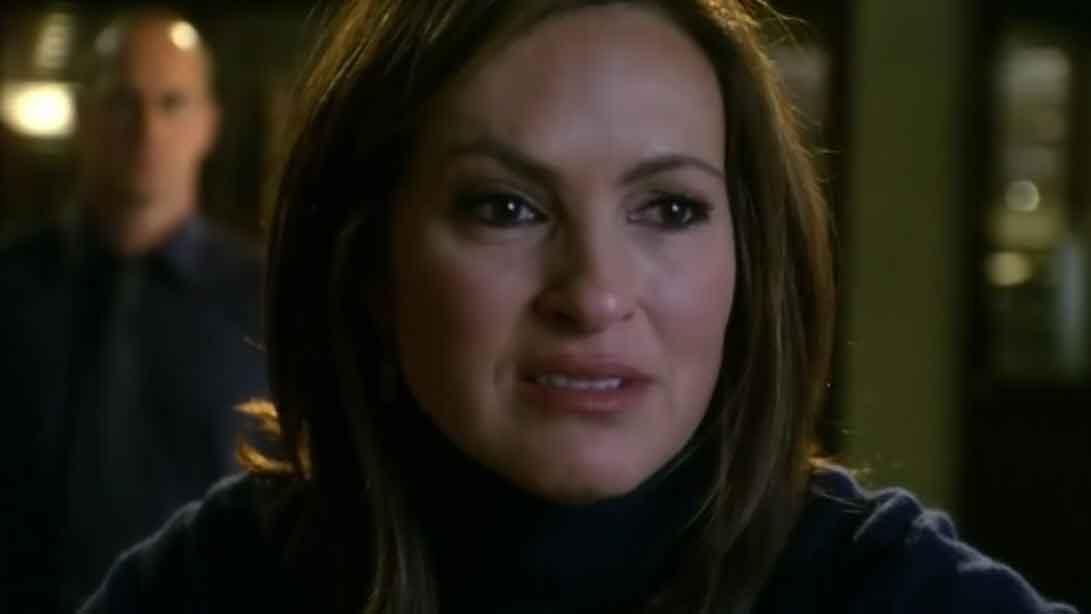 CarolineCCacela's tweet photo. I hate seeing my girls crying 💔

#LawAndOrder
#SVU
#Rolivia
#OliviaBenson
#AmandaRollins 
#SVUGirlPower https://t.co/lMVEpQ4yiA