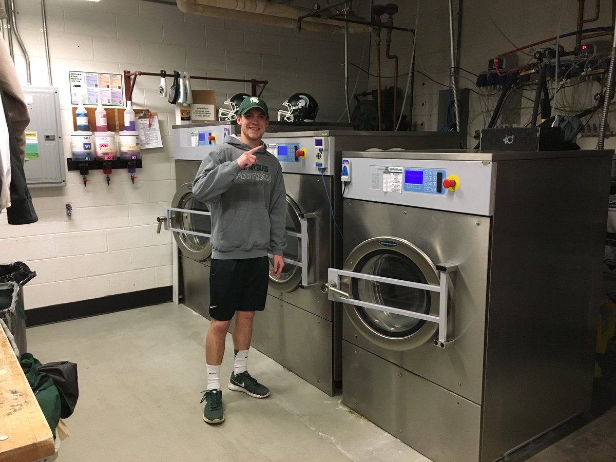 SpartanFB_eq's tweet photo. Thank you Drew for always making sure the laundry was done and ready to go for the next practice/game. https://t.co/2gulE1fdxy