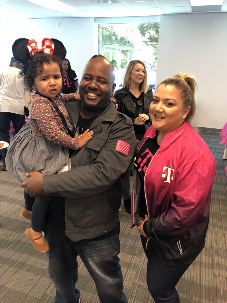 My daughter finally got to meet the woman who allowed me to be the leader I am today. So blessed to be in between 2 of the most important people in my life @ISLila #TYKTWD @SamSindha