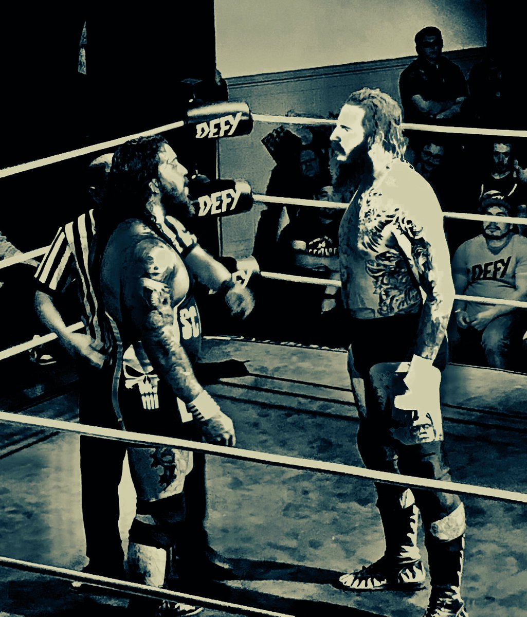 djrazs's tweet photo. Squaring off for the first time at #DefyVibes, @SCHAFF_pw and @Brodyxking get set to do it all again in their rematch at #DefyLegendary this Saturday! @defyNW https://t.co/QOtDrg8pJK