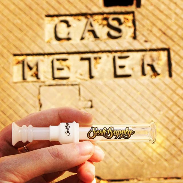 seshsupply's tweet photo. Keep an eye on your supply 😛😛😛
.
.
.
#seshsupply #smokesesh #stayup #glassblunt #420life #dayout #weshouldsmoke #letssmoke #glassofig #functionalglassart https://t.co/2Rxx7QOW9W https://t.co/hya7fVxHjR