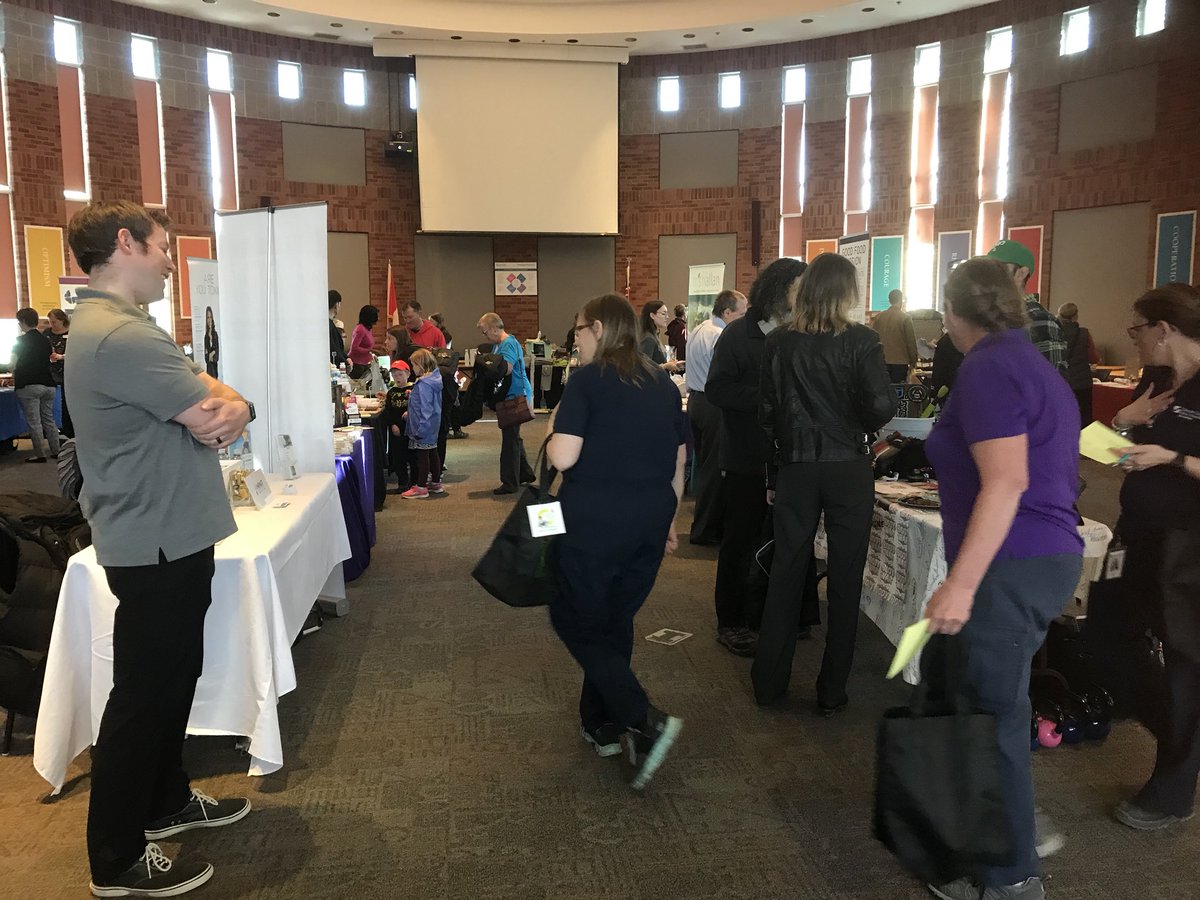 PaulaMurphy39's tweet photo. Health and Wellness Fair tonight at SCDSB! Thanks to all our vendors and volunteers! @SCDSB_Schools https://t.co/9oOPxCUBUy