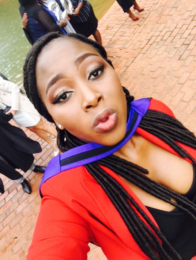 SneMDLALOSE's tweet photo. #FBF Umusa KaNkulunkulu ๐ญ๐!! #MyGraduation #UJGraduations2018 https://t.co/4c1SXDGo8K