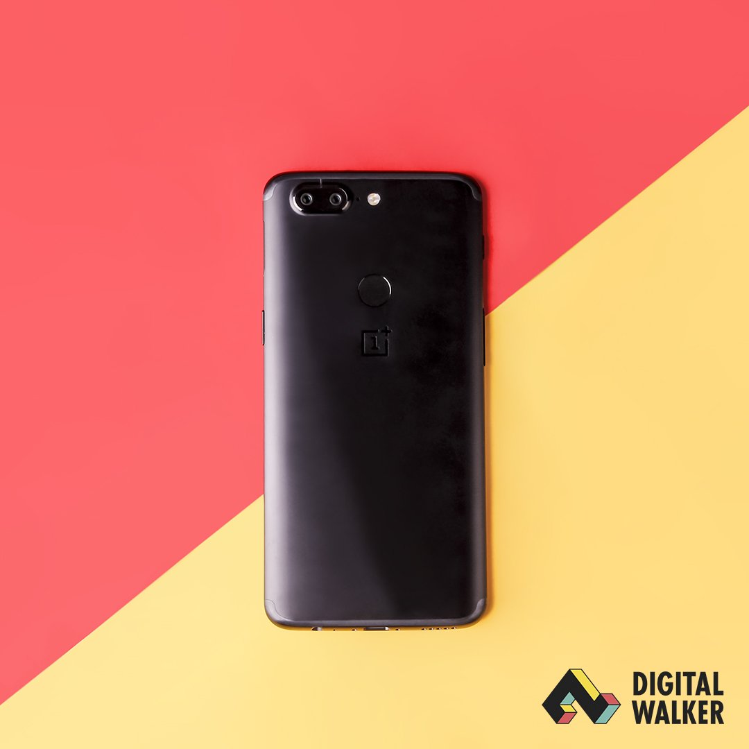 digitalwalkerPH's tweet image. Summer just got hotter and brighter because of the breathtaking power of OnePlus 5T! Make sure you have it before it’s gone.

Price of OnePlus 5T Midnight Black 64GB is Php 26,990 and Midnight Black / Lava Red 128GB for Php 30,990. #OnePlus5T #DigitalWalker
