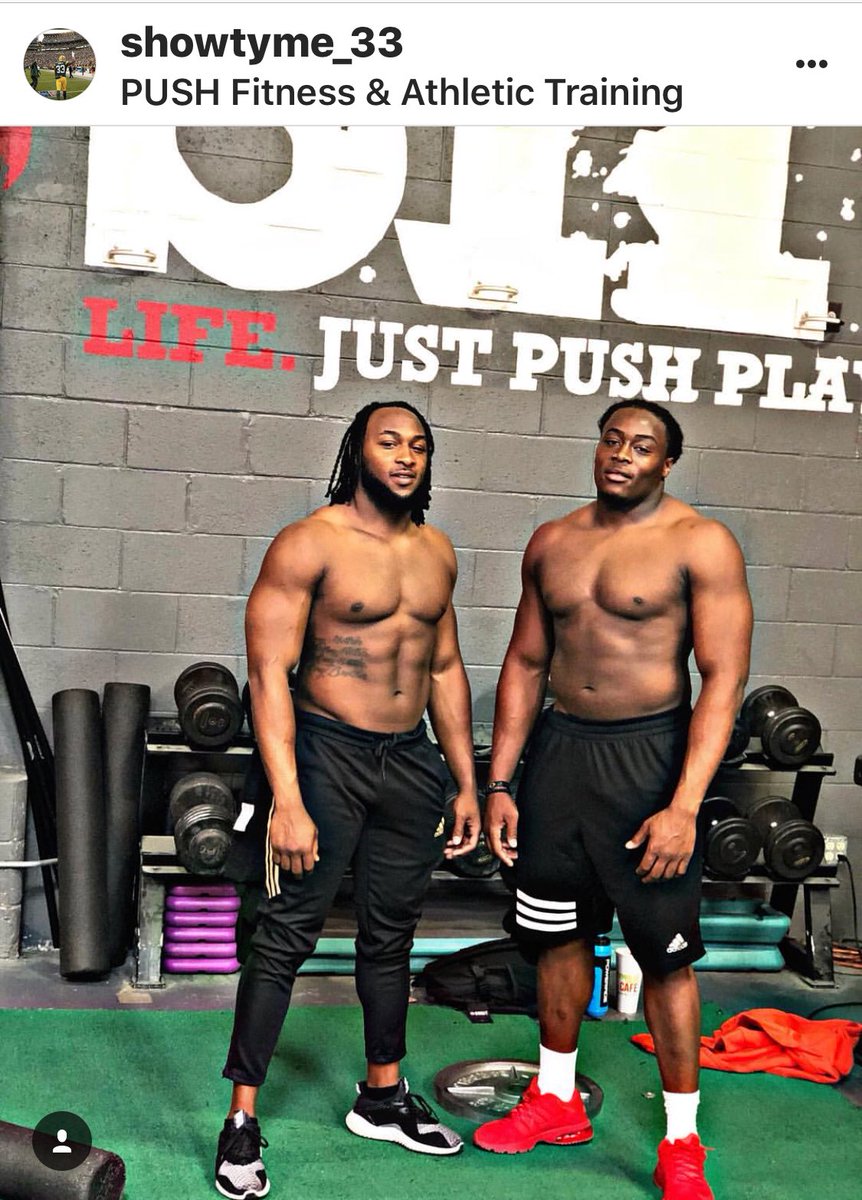 lifeaftersporty's tweet photo. Follow our sports fam @Showtyme_33 brother #alvinjones in tonight’s #NFLDraft2018 @KCbizBOSS @GreenbaypackNFL https://t.co/9GRBj3jhge