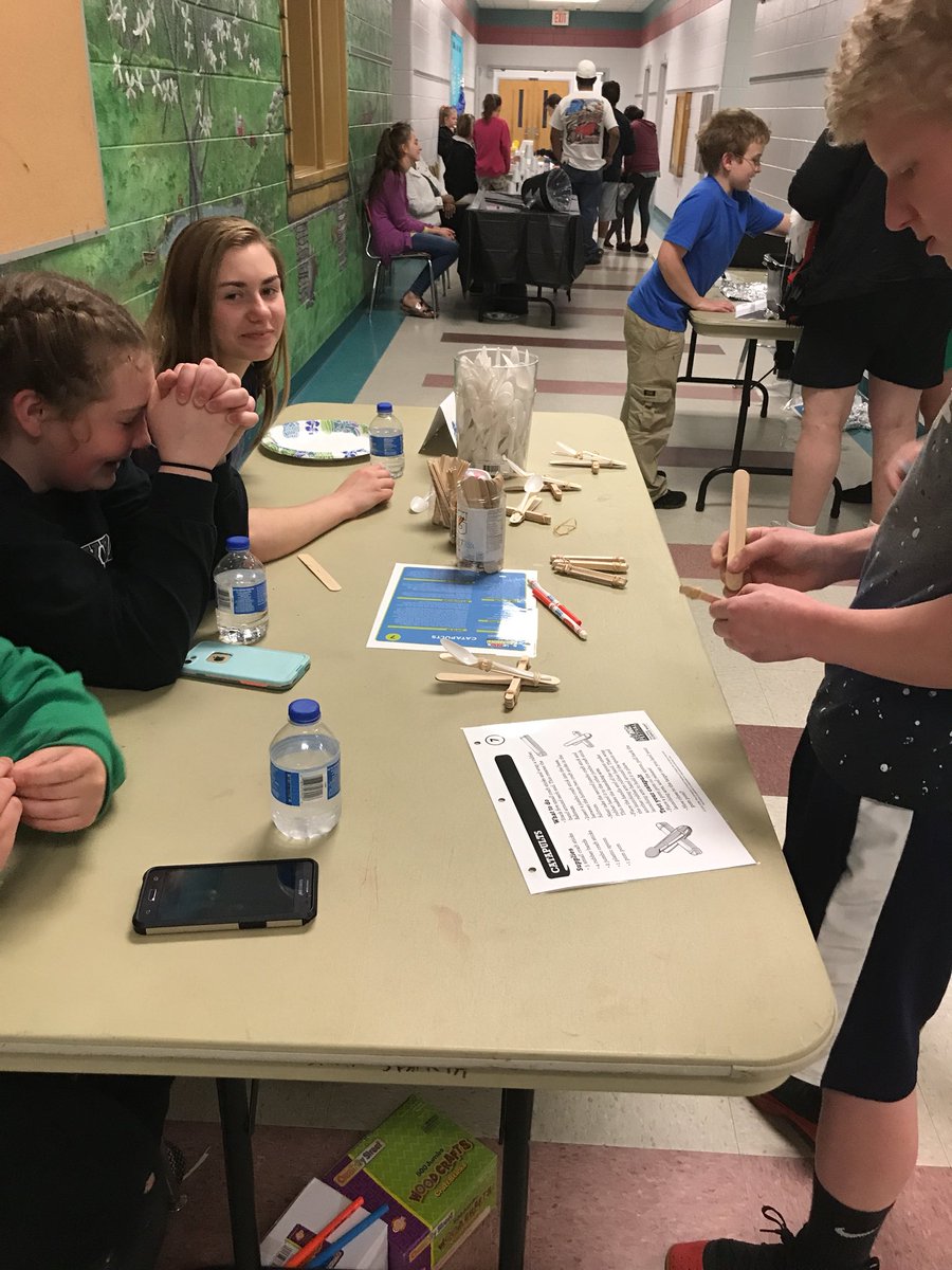 jessilea87's tweet photo. @SpartaElemSch @DukeEnergy @ncscifest https://t.co/u8kVfKdT0v