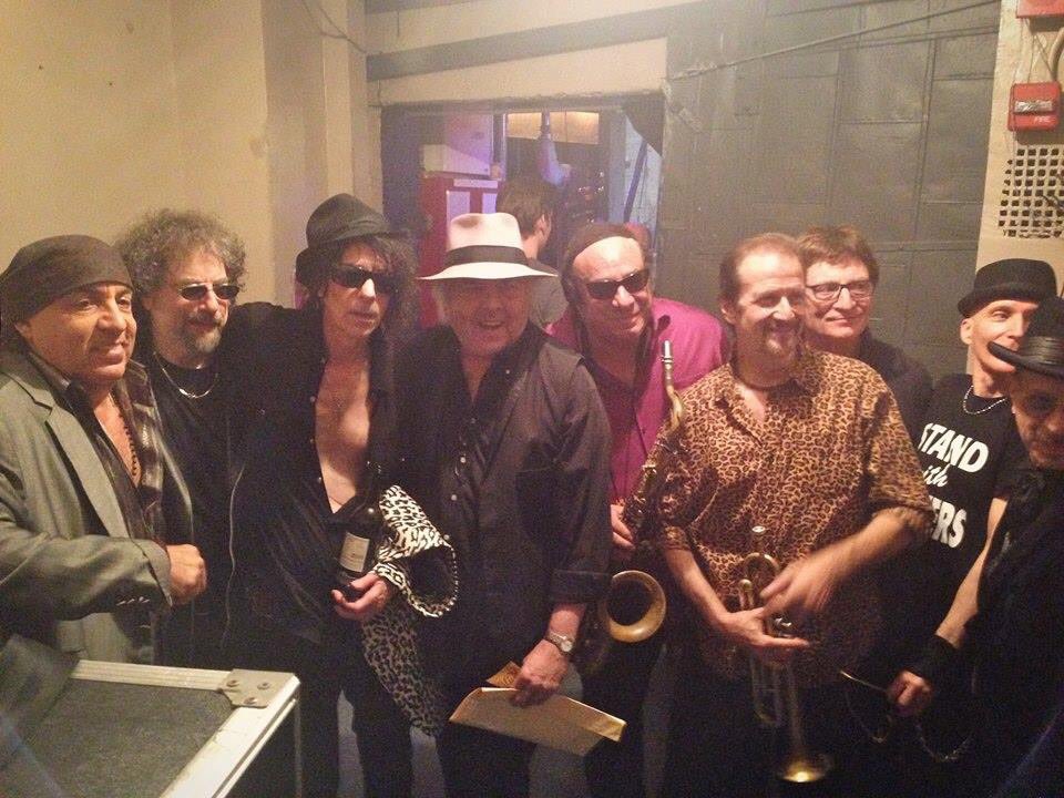 arno_hecht's tweet photo. August 26, 2015— backstage after a J. Geils Band show at @BeaconTheatre. From left to right: @StevieVanZandt, Magic Dick, @PeterWolf_Woofa, @GeneCornish, me, Larry Etkin, @CrispinCioe, Seth Justman and Daniel Klein. #tbt
Photo: @dinaregine https://t.co/A6JxoREFoG