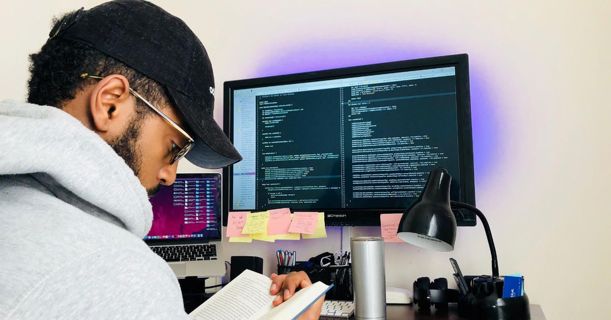 Nadew, along with students at the University of California, Los Angeles, and the University of Texas at Austin trained the AI to “analyze patterns between a great shot and one that is not and gives you an aesthetics score.” buff.ly/2JvEs9s