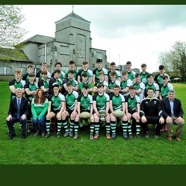 Official Team Photo 2017/2018. #abbeyschooltipp #abbeyrugby @munster_rugby #kilfeaclerfc #clanwilliamrfc #Tipperarytown #tipptown ift.tt/2HydGgj