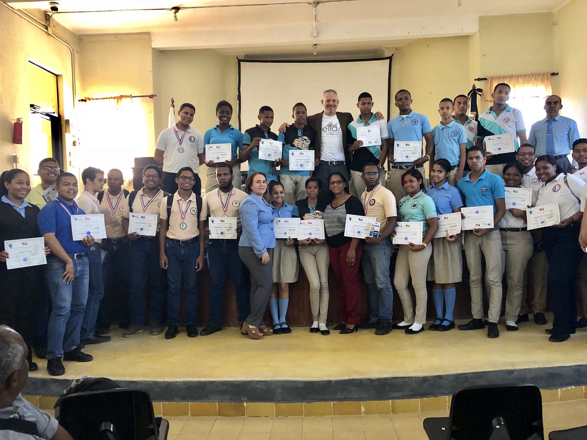 José Elías tweet media