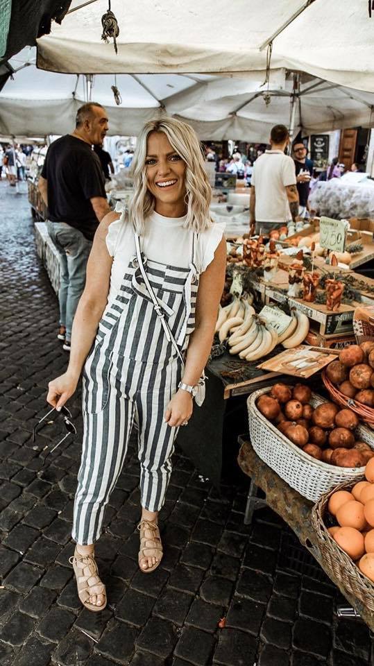 Spotted: a Feather Babe rocking our “Pin to Perfection” overalls all the way in ROME! Don't forget to tag us when you travel with Stitch - We love to live vicariously through your stylish lifestyle. (; #TravelWithStitch