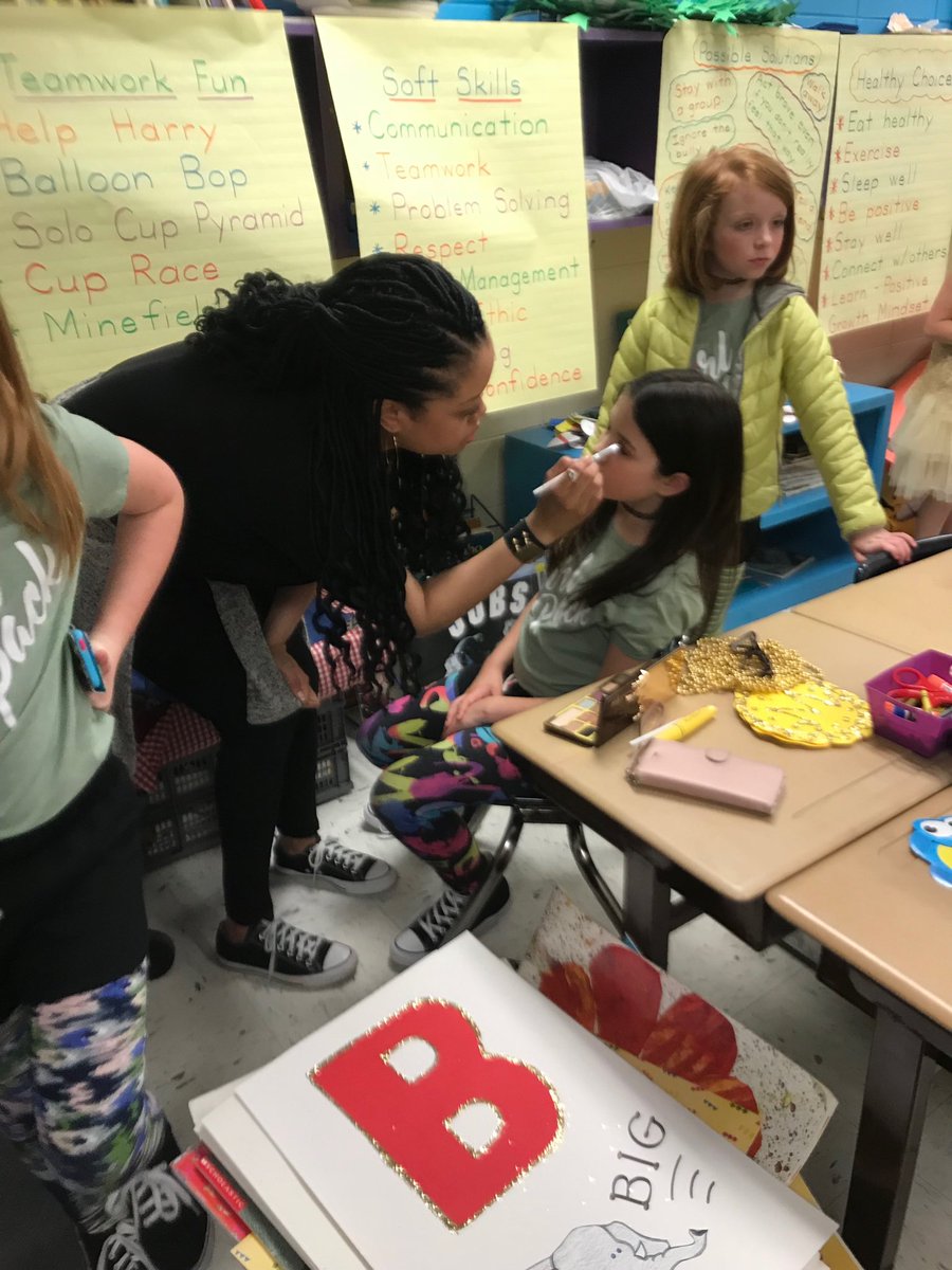 AIS_Lann's tweet photo. Thankful for my coworkers that do it all! Tonight it is helping get students ready for Brookhill’s got Talent. https://t.co/aQcYy0RLzr