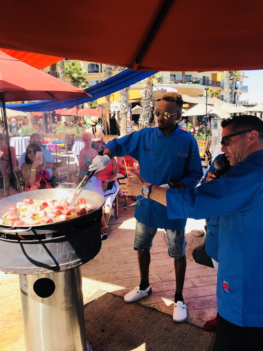 Elitg88's tweet photo. DONT MISS THE COOKING COMPETITION WITH CELEBRITY CHEF CHRIS KYLER AT @palmarcabo on FRIDAY – April 27th 
 #CuisineOfTheSun https://t.co/sOaPvdk2XS @chefckyler https://t.co/W3PI8tKPz4